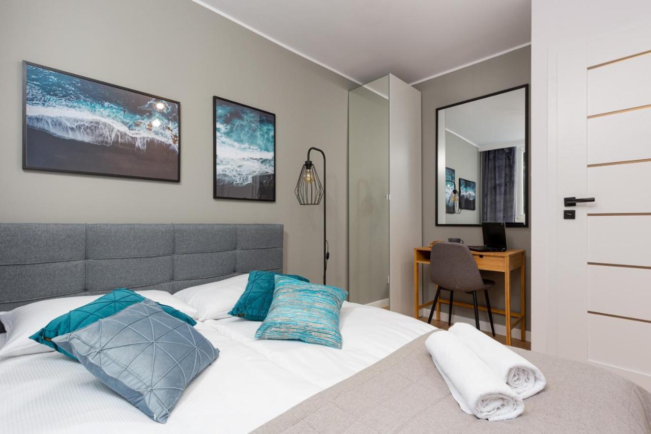 Butas Beautiful Two-bedroom Bielany By Renters *