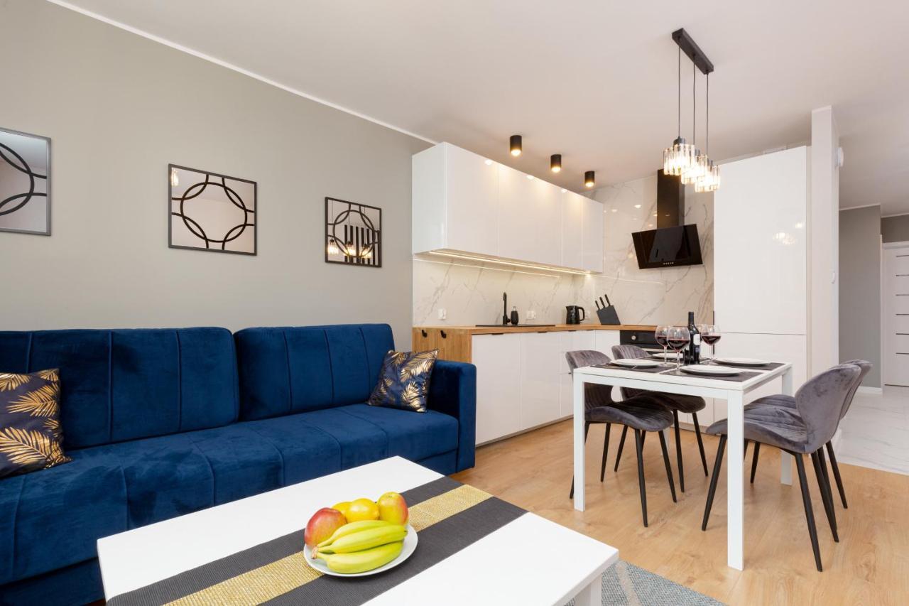 Butas Beautiful Two-bedroom Bielany By Renters